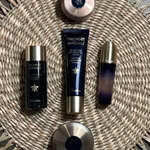 Guerlain Facial Cleansing Care in Navy and Gold